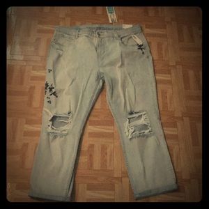 Old Navy boyfriend cut distressed jeans